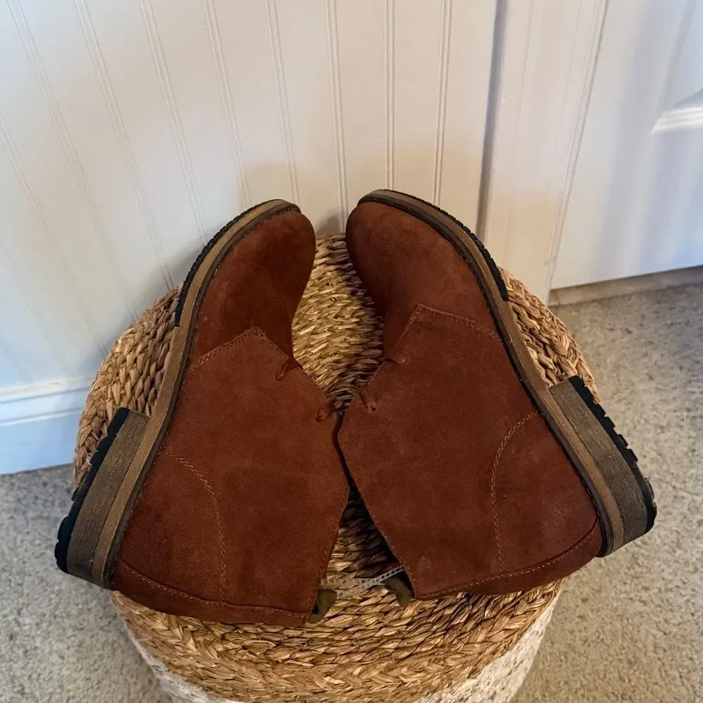 Joe's Jeans Rich Brown Chukka Boots - 9 - NWOB